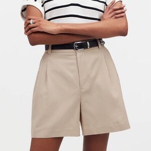 Madewell The Harlow Short in Drapey Twill
